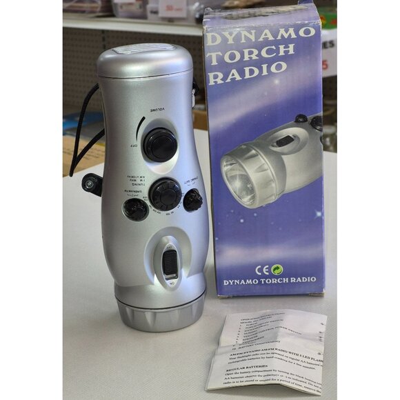 Dynamo AM/FM Torch Light Radio Hand Crank LED Flashlight - Picture 1 of 7